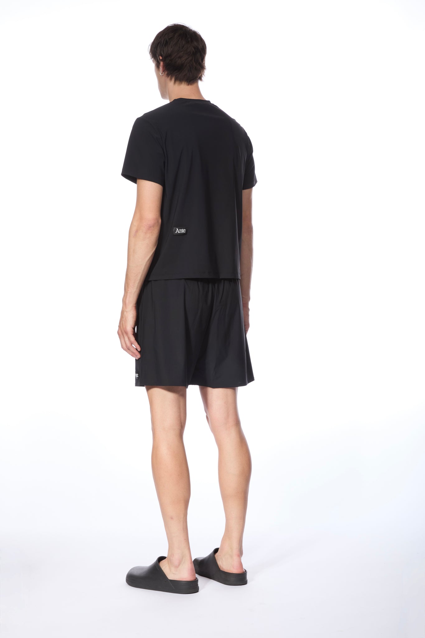 LIGHTWEIGHT T-SHIRT