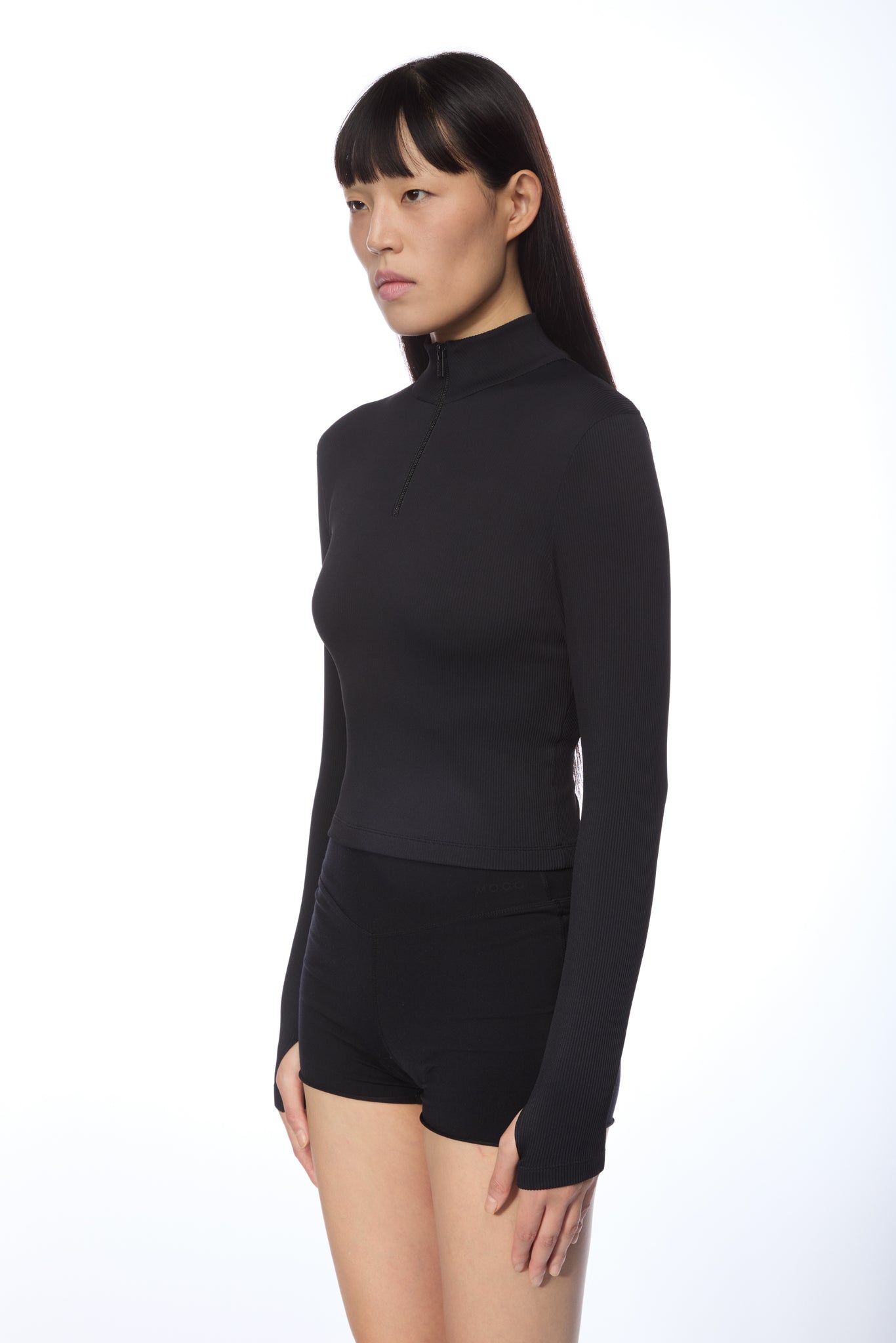 W HALF-ZIP LONGSLEEVE